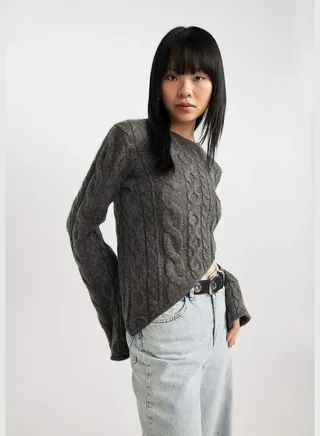 Woman Slim Fit Crew Neck Long Sleeve Tricot Pullover