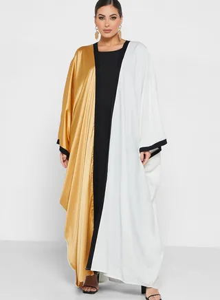 Cape Sleeve Contrast Detail Abaya