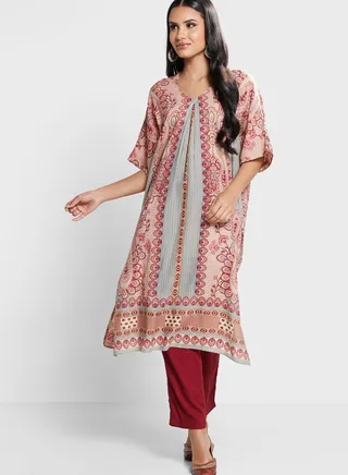 Contrast Detail Printed Kurti & Pants Set