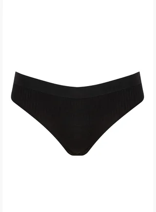 Basic Seamless Thong