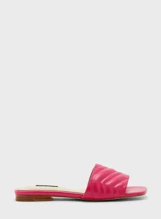 Mends 3 Flat Sandals