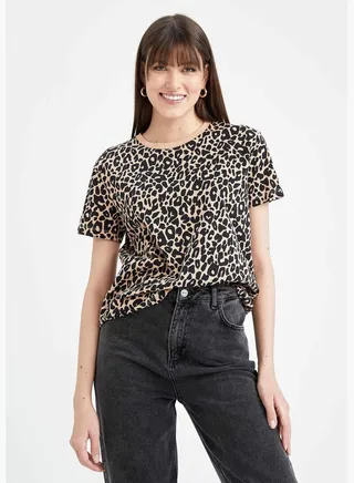 Short Sleeve Regular Fit Crew Neck Cheetah Print T-Shirt