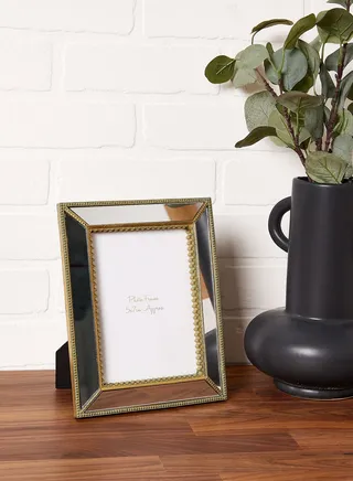 5X7" Ornate Photo Frame With Mirrored Panels In Mail Order Packaging