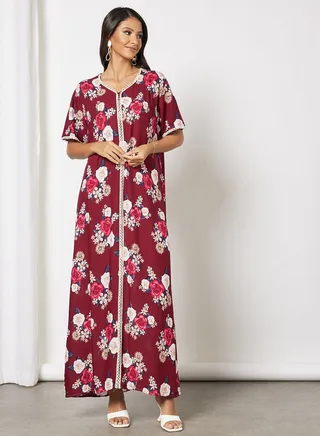 Jalabiya With Floral Print And Lace Embellishment On Neckline