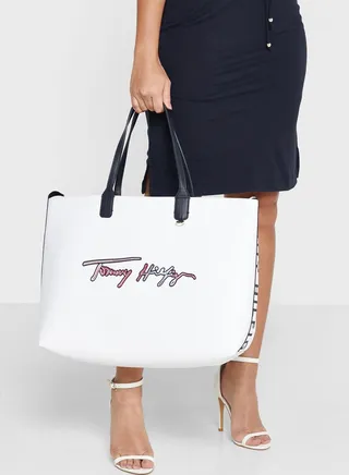 Iconic Signature Tote