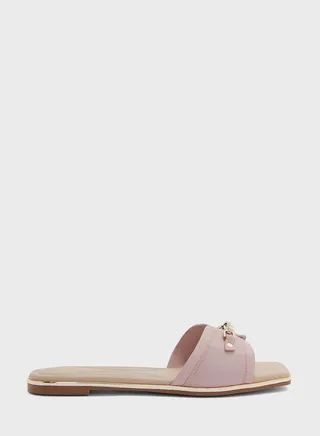 Jeannie Flat Sandals