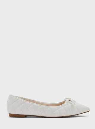 Quilted Bow Pointed Flat Shoe