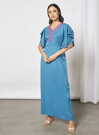 Jalabiya With Floral Embroidery In Front With Belt