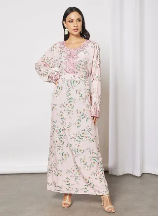 Jalabiya With Leafy Like Embroidery With Belt