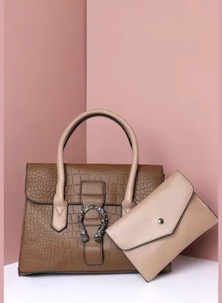 Textured Casual Regular Hand Bag with Zip Lock For Women