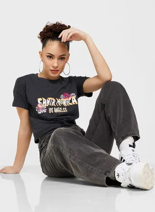Graphic Twisted Hem T-Shirt