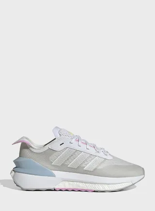Avryn Shoes