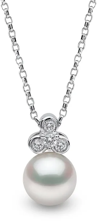 18kt white gold Trend freshwater pearl and diamond pendant necklace
