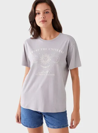 Crew Neck Graphic T-Shirt