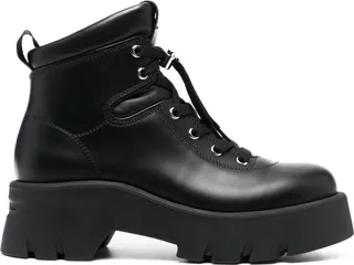 Vancouver logo plaque boots