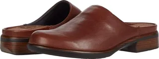 Naot Lodos (Soft Chestnut Leather) Women's Clog Shoes