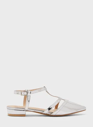 Tbar Detail Rounded Heel Flat Shoe Silver