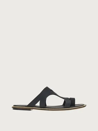 Ferragamo Women Thong sandal with chain detail Black