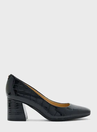 Pointed Toe Low Heel Pumps