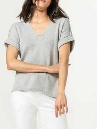 Easy V-Neck Pullover Sweater in Heather Grey