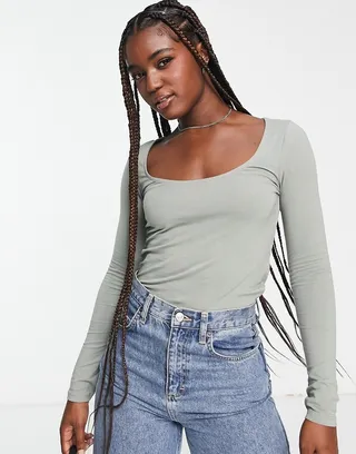 New Look ribbed scoop neck long sleeved top in sage