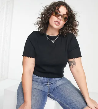COLLUSION Plus lettuce edge t-shirt in black