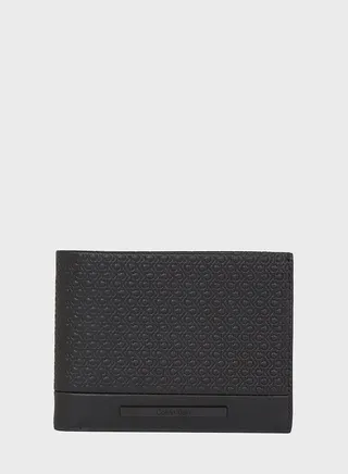 Modern Bar Trifold