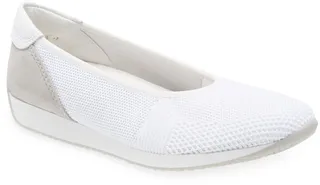 Lauren Slip-On Sneaker