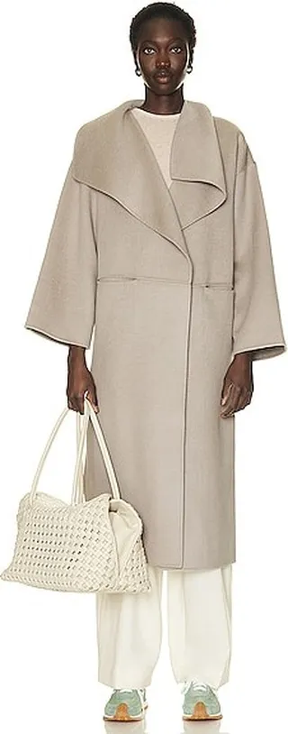 Toteme Signature Wool Cashmere Coat in Grey