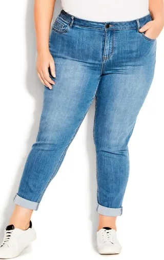 AVENUE | Women's Plus Size Girlfriend Stretch Jean Light Wash - tall - 26W