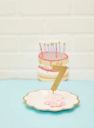 We Heart Birthdays Glitter Number Candle 7