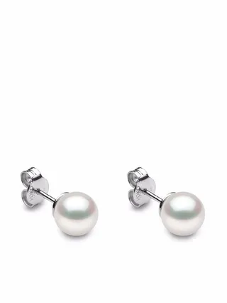 18kt white gold Classic 7mm Akoya pearl stud earrings
