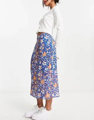 Wednesday's Girl floral bloom print floaty overlay midi skirt in blue