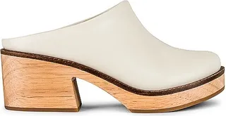 Tides Clog