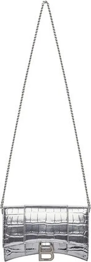 Hourglass wallet with chain