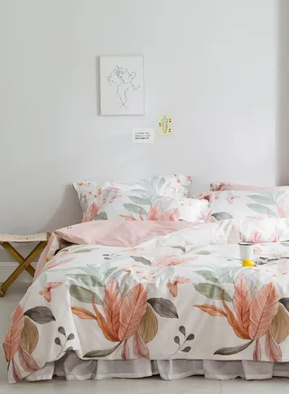 Leaf Print Bedding Set - King
