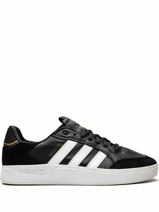 Tyshawn Low sneakers