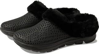 SKECHERS Foamies GOwalk 5 - Cozy Embrace Clog (Black) Women's Shoes