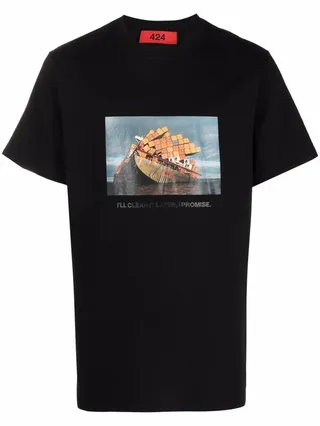 photograph-print T-shirt