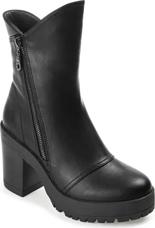 Journee Collection Women's Jaquie Platform Bootie Women's Shoes
