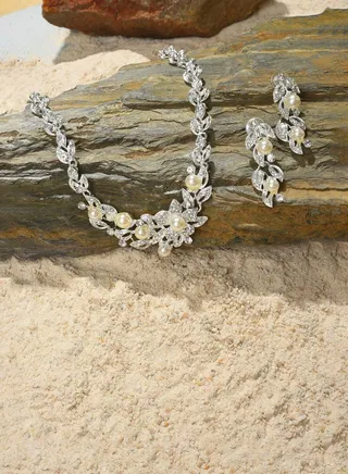 Silver Plated Designer Stone Necklace and Earring Set Jewellery Set