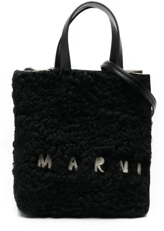 Museo tote bag