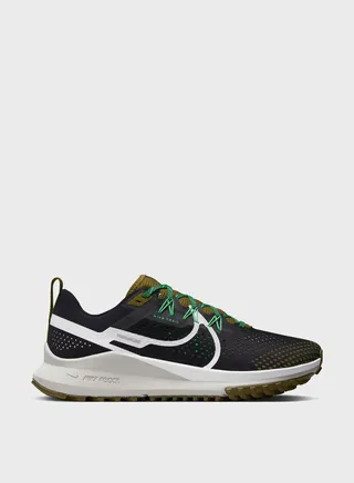React Pegasus Trail 4