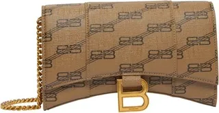 Hourglass wallet with chain