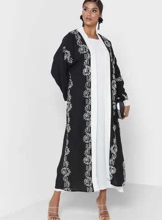 Embroidered Contrast Detail Abaya