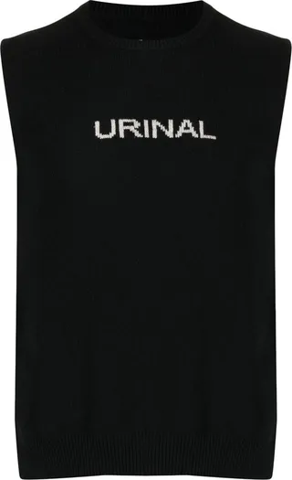 Chest-Logo Sleeveless Knit Top