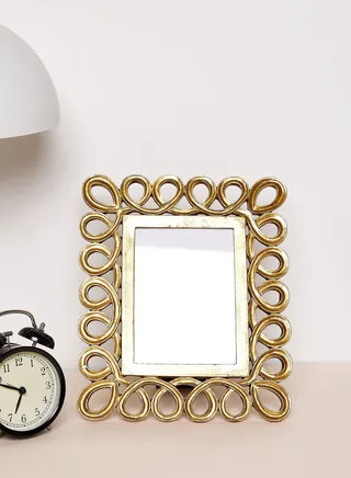 Resin Loops Photo Frame