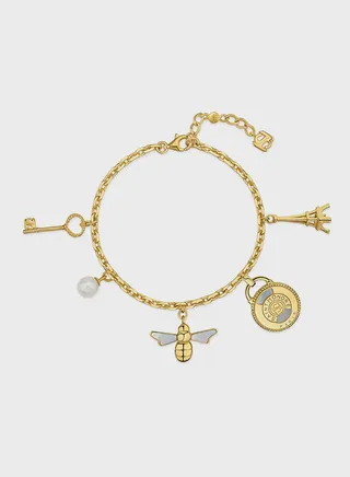 Hanging Charms Frewater Pearls Bracelet