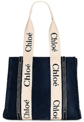 Chloe Medium Woody Tote Bag in Navy