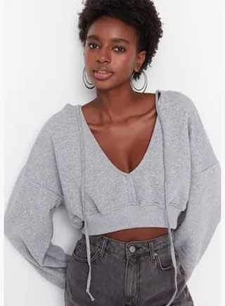 Gray Thick Fleece Hooded V-Neck Comfortable Cut Crop Knitted Sweatshirt TWOAW23SW00096